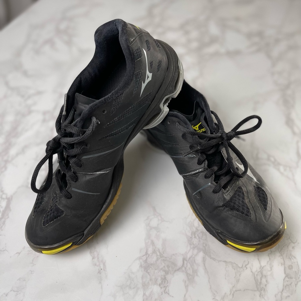 Mizuno Wave Lighting SR Touch Women's Black & Silver Volleyball Shoes